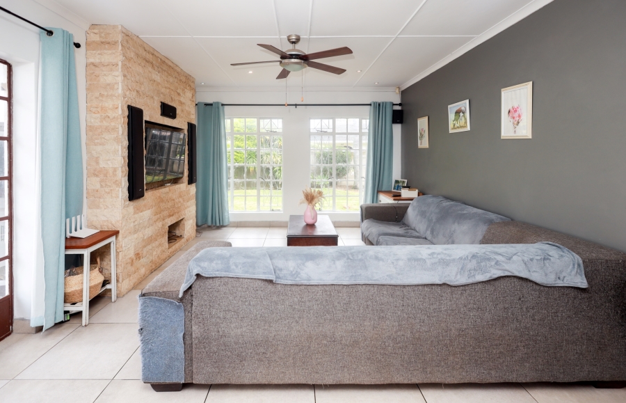 4 Bedroom Property for Sale in Gonubie Eastern Cape
